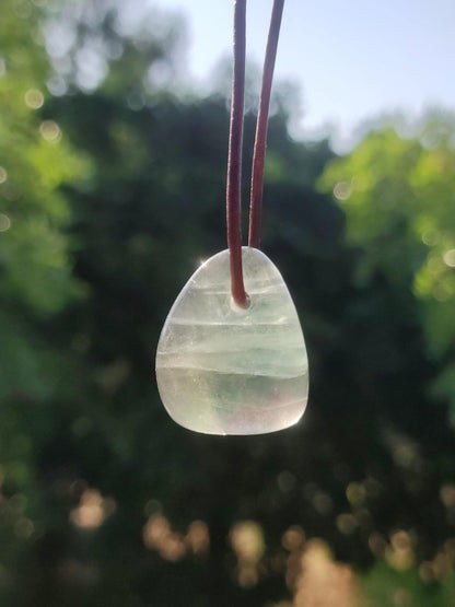 Fluorit grün Edelstein Kette bunt Natur HIPPIE GOA Boho Heilstein Kristalle Schmuck Anhänger Mann Frau Kind Geschenk Er Sie Bruder - Art of Nature Berlin