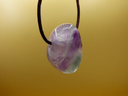 Fluorit lila Regenbogen ~ Edelstein Kette Natur Schutz Rarität Heilstein Kristall Mann Frau Sie Geschenk Freund Goa Festival Glück Sommer - Art of Nature Berlin