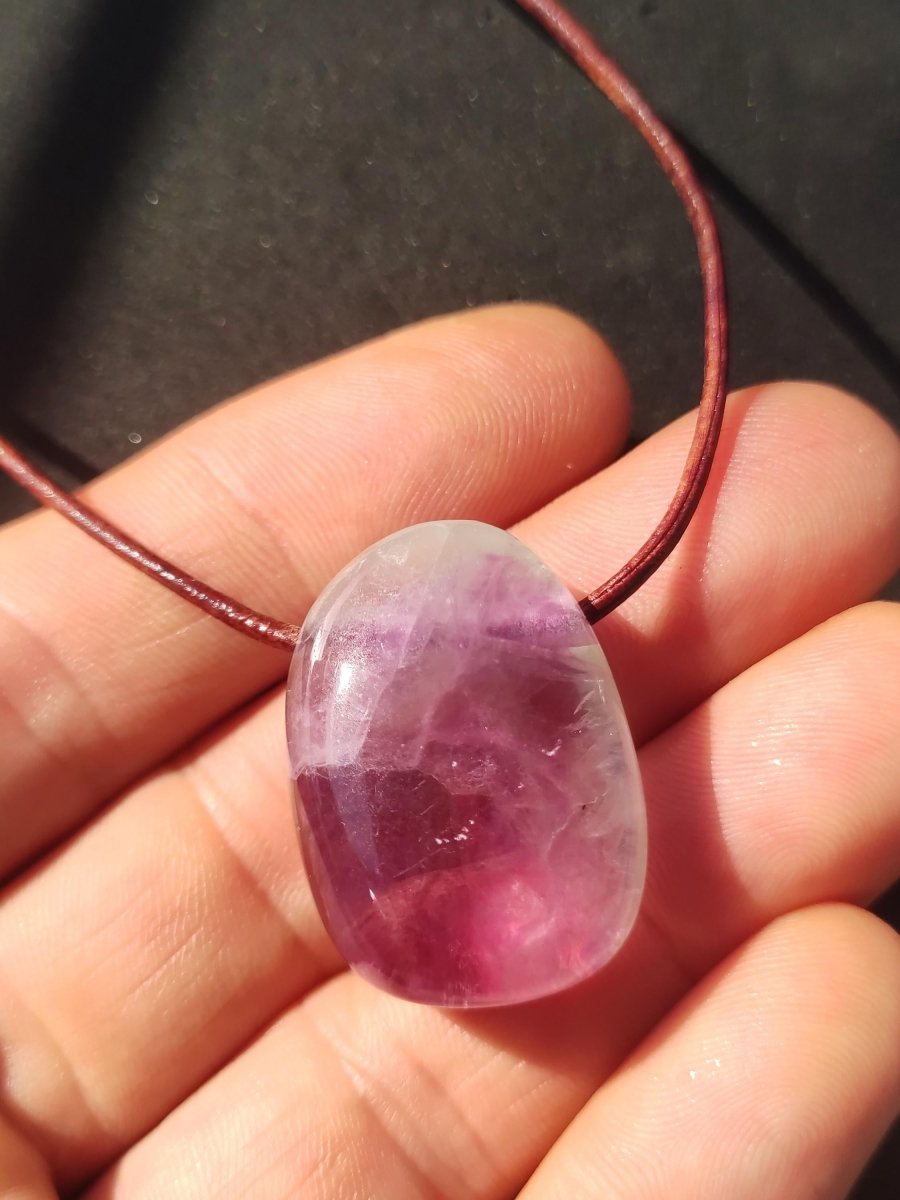 Fluorit lila Regenbogen ~ Edelstein Kette Natur Schutz Rarität Heilstein Kristall Mann Frau Sie Geschenk Freund Goa Festival Glück Sommer - Art of Nature Berlin