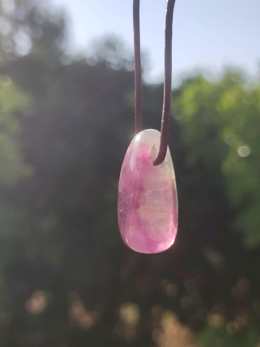 Fluorit lila Regenbogen ~ Edelstein Kette Natur Schutz Rarität Heilstein Kristall Mann Frau Sie Geschenk Freund Goa Festival Glück Sommer - Art of Nature Berlin