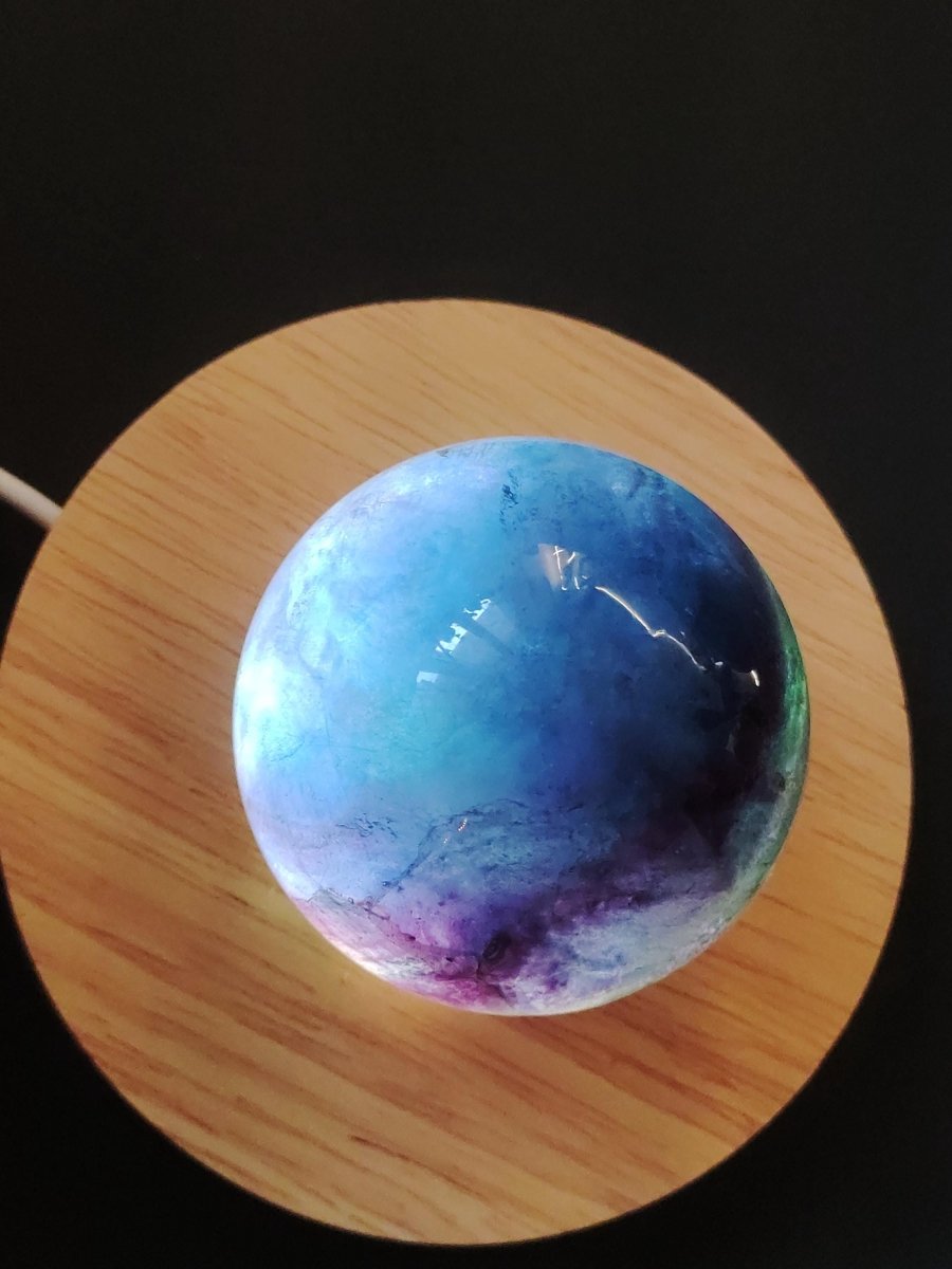 Fluorit Regenbogen Edelstein Kugel Deko Sphere Massage Kristall Spielkugel Meditation Heilstein Frau Mann Geschenk Er Sie Haus Energie Traum - Art of Nature Berlin
