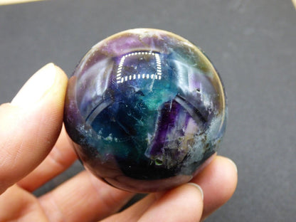Fluorit Regenbogen Edelstein Kugel Deko Sphere Massage Kristall Spielkugel Meditation Heilstein Frau Mann Geschenk Er Sie Haus Energie Traum - Art of Nature Berlin