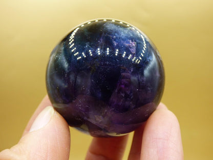 Fluorit Regenbogen Edelstein Kugel Deko Sphere Massage Kristall Spielkugel Meditation Heilstein Frau Mann Geschenk Er Sie Haus Energie Traum - Art of Nature Berlin