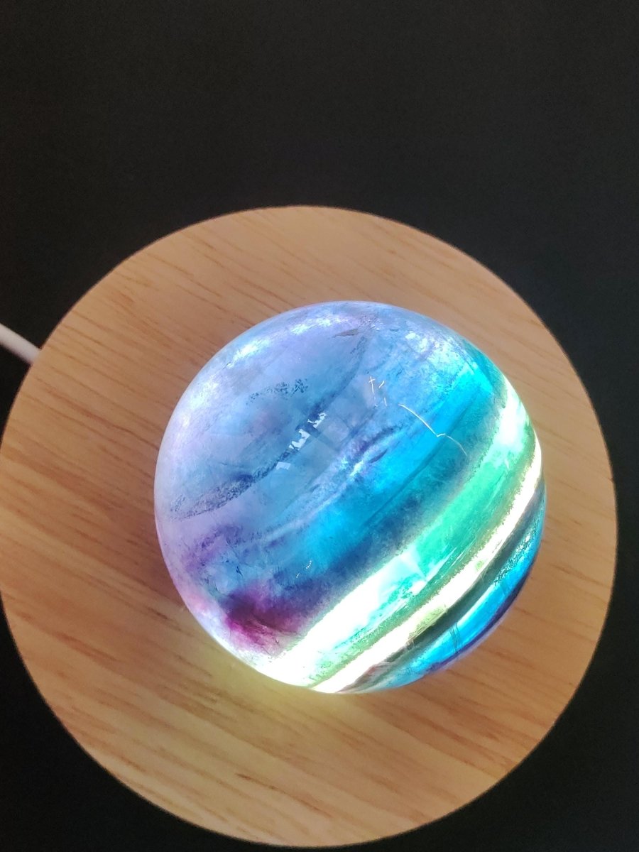 Fluorit Regenbogen Edelstein Kugel Deko Sphere Massage Kristall Spielkugel Meditation Heilstein Frau Mann Geschenk Er Sie Haus Energie Traum - Art of Nature Berlin