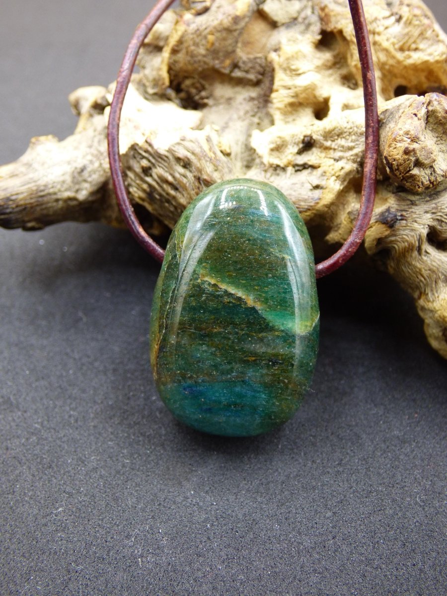 Fuchsit Edelstein Kette grün rot Natur HIPPIE GOA Boho Ethno Nature Heilstein Kristalle Schmuck Anhänger Mann Frau Kind Art Geschenk Er Sie - Art of Nature Berlin