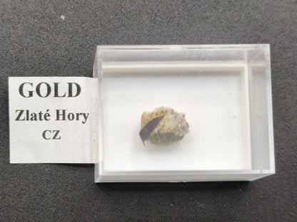 Gediegenes Gold auf Matrix Kristallin – Natürliches Gold aus Zlaté Hory, Tschechien echt natürlich Sammler Mineral selten - Art of Nature Berlin