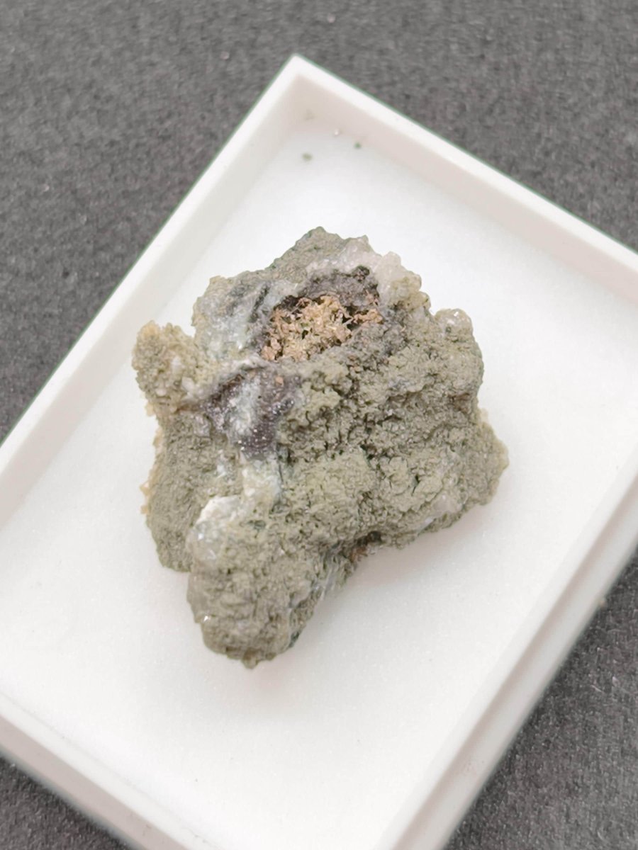 Gediegenes Silber auf Matrix aus Kasachstan Stufe Native Silver Rudny | Natürliche Silberstufe | Seltenes Sammlermineral Heilstein Rarirät - Art of Nature Berlin