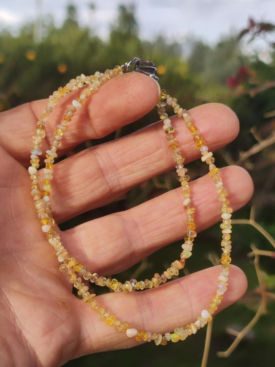 gelber Ethiopian Opal - Edelstein Kette bunt funkelnd Rarität Natur Heilstein Energie Kristall Mann Frau Geschenk Er Sie Geburtstag - Art of Nature Berlin
