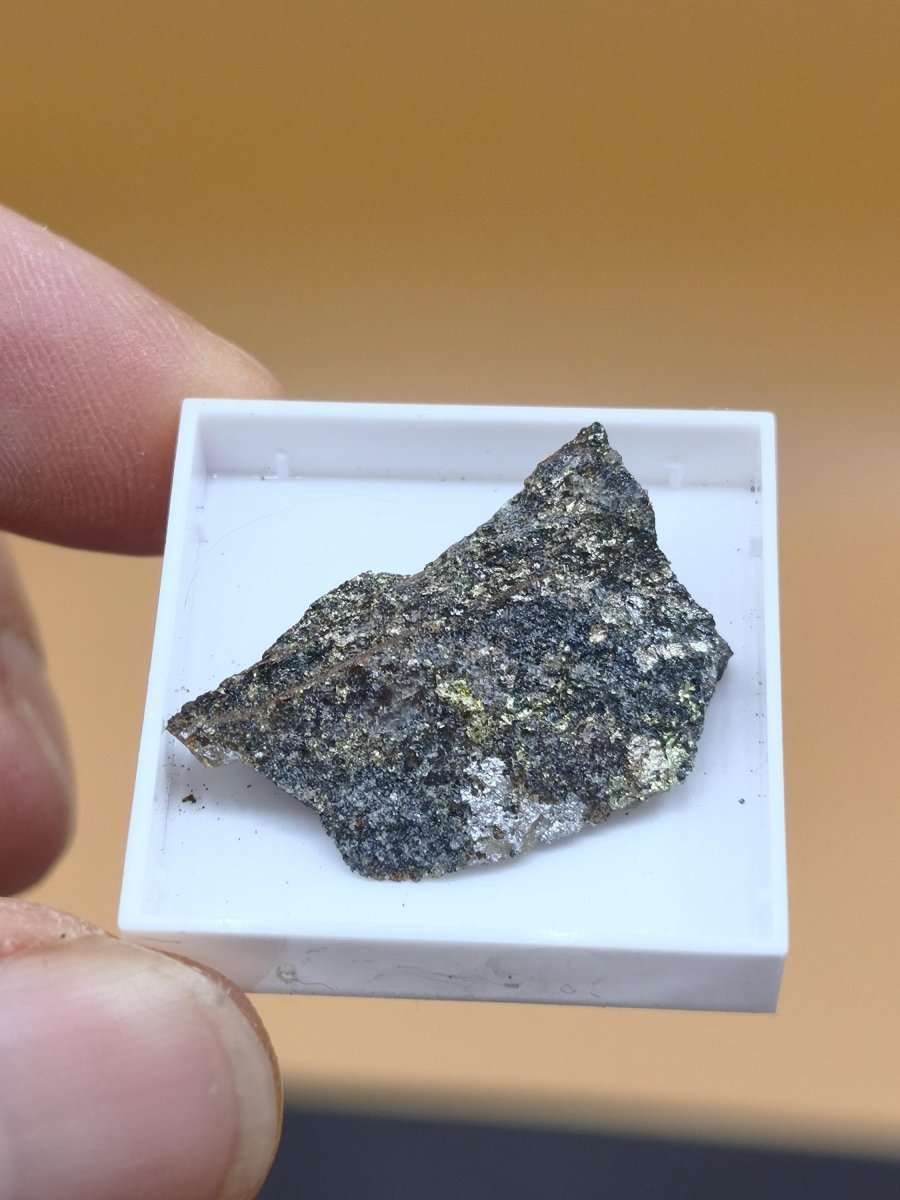 Gladit & Aikinit – seltene Sulfosalz-Mineralstufe aus Gladhammar, Schweden Kristall Sammler Stufe Heilstein Edelstein Mineral Selten Unikat - Art of Nature Berlin