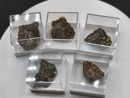 Gladit & Aikinit – seltene Sulfosalz-Mineralstufe aus Gladhammar, Schweden Kristall Sammler Stufe Heilstein Edelstein Mineral Selten Unikat - Art of Nature Berlin