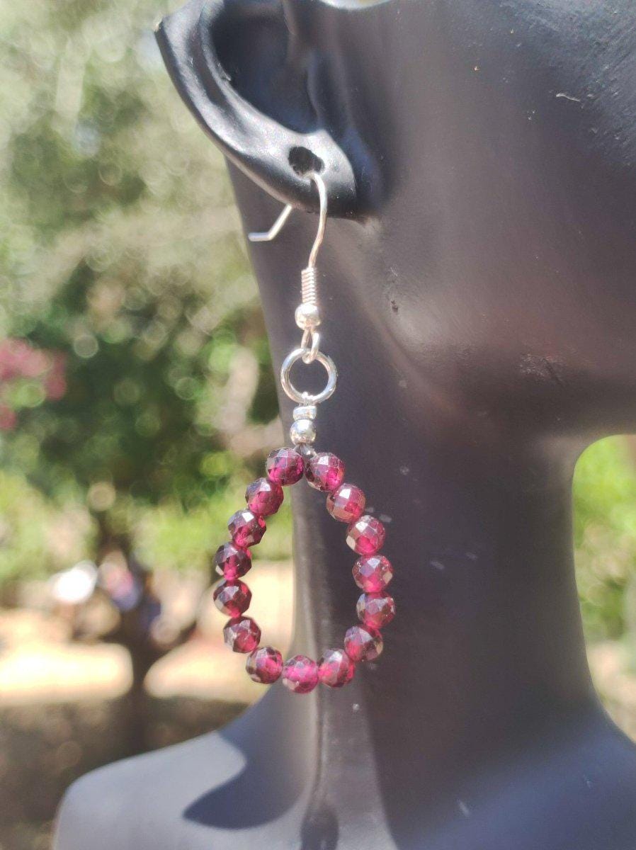 Granat AAA - Edelstein Ohrringe rund 3mm Perlen facettiert rot Silber Natur Heilstein Energie Rarität Schmuck Frau Sie Mutter Geschenk - Art of Nature Berlin