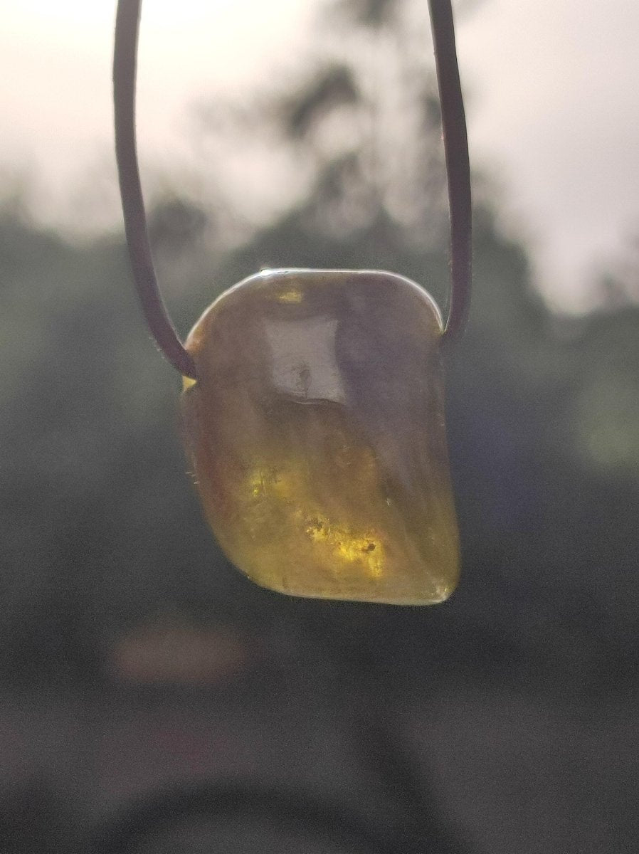 Granat grün (Grossular) - Edelstein Kette HIPPIE GOA Boho Ethno Natur Heilstein Rarität Kristalle Schmuck Anhänger Natur Stein Geschenk - Art of Nature Berlin