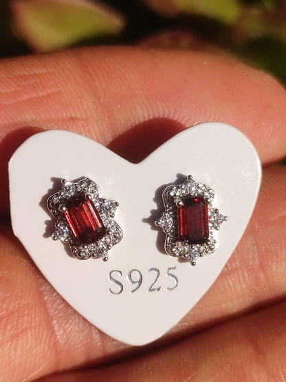 Granat rot Ohrstecker 925 Sterling Silber AAA Rarität Schmuck Frau Ohrringe Edelstein Heilstein Geschenk Schmuck Edel Selten Unikat - Art of Nature Berlin