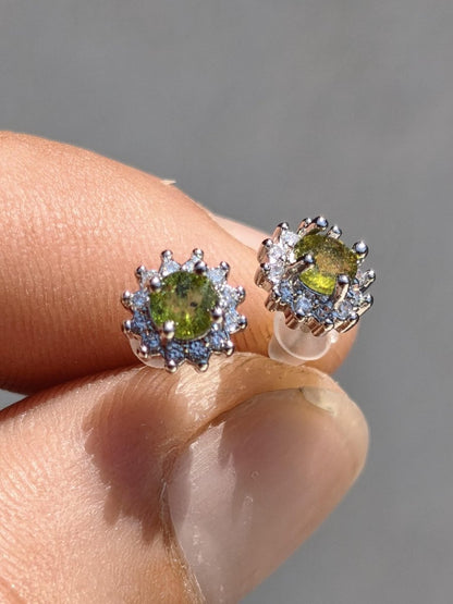 grüne Turmalin Ohrstecker 925 Sterling Silber AAA Rarität Schmuck Frau Ohrringe Edelstein Heilstein Geschenk Schmuck Edel Selten Besonders - Art of Nature Berlin
