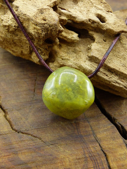 Grüner Chalcedon ~ Edelstein Kette ~HIPPIE ~GOA ~Boho ~Ethno ~Nature ~Heilstein - Art of Nature Berlin