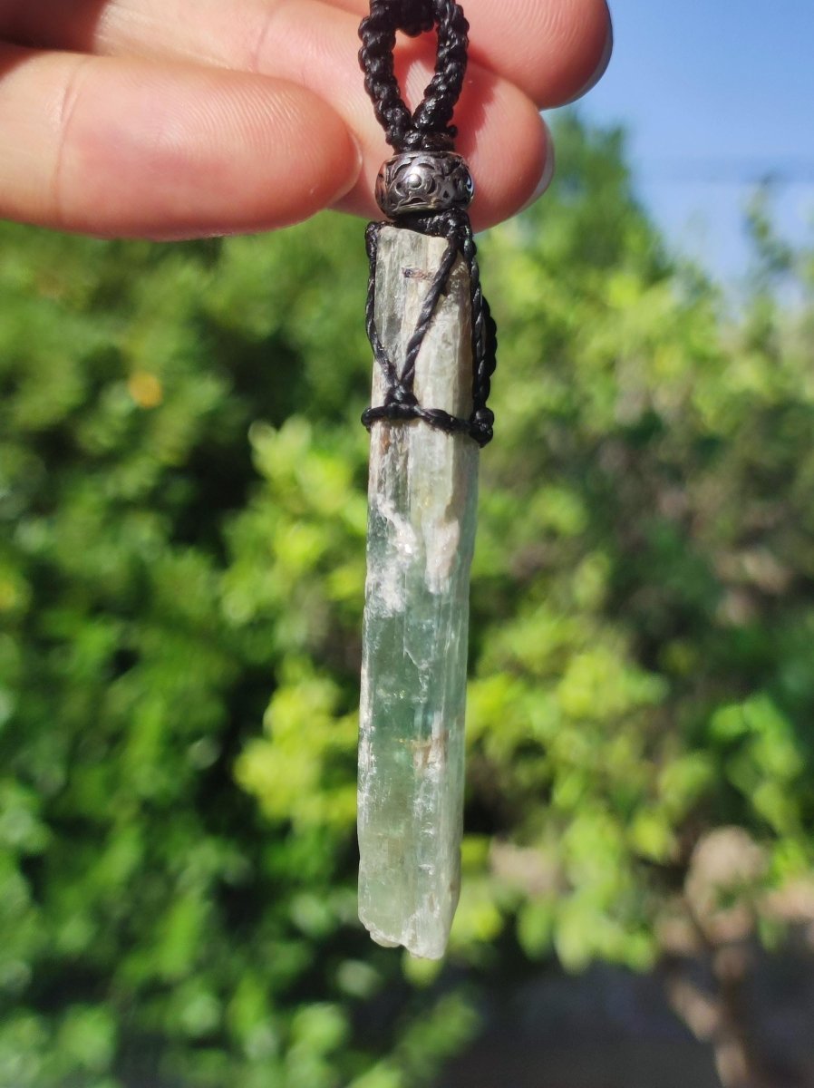 grüner Kyanit / Cyanit / Disthen / Sapparit ~ Makramee Edelstein Kette ~HIPPIE ~GOA ~Boho ~Ethno ~Nature ~Heilstein ~Auge - Art of Nature Berlin