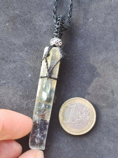 grüner Kyanit / Cyanit / Disthen / Sapparit - Makramee Edelstein Kette Natur grün Schutz Heilstein Kristall Mann Frau Er Sie Geschenk Freund - Art of Nature Berlin