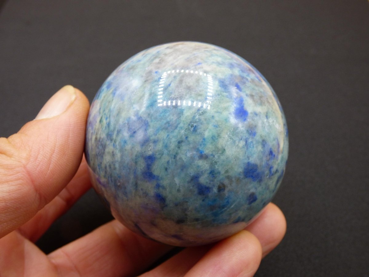 Hackmanit AAA *Rarität Edelstein Kugel Deko Sphere Kristall Haus Wohnen Meditation Heilstein Frau Mann Geschenk Er Sie Energie Kraft Sammler - Art of Nature Berlin