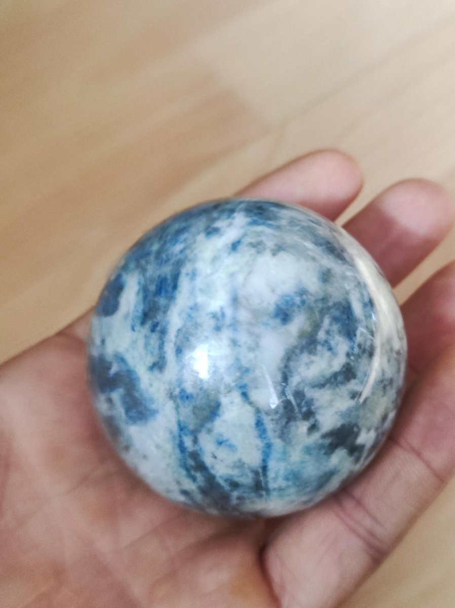 Hackmanit AAA *Rarität Edelstein Kugel Deko Sphere Kristall Haus Wohnen Meditation Heilstein Frau Mann Geschenk Er Sie Energie Kraft Sammler - Art of Nature Berlin