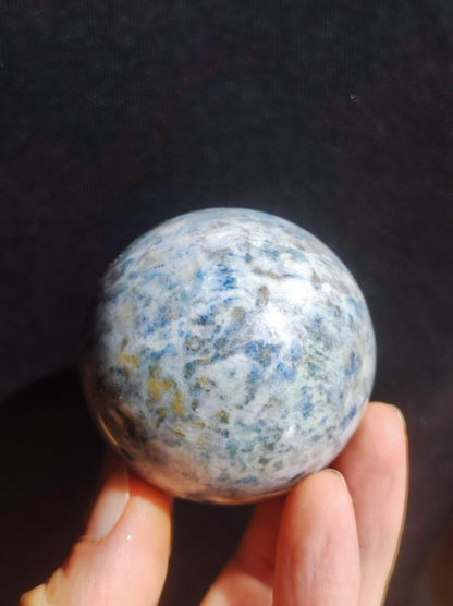 Hackmanit AAA *Rarität Edelstein Kugel Deko Sphere Kristall Haus Wohnen Meditation Heilstein Frau Mann Geschenk Er Sie Energie Kraft Sammler - Art of Nature Berlin