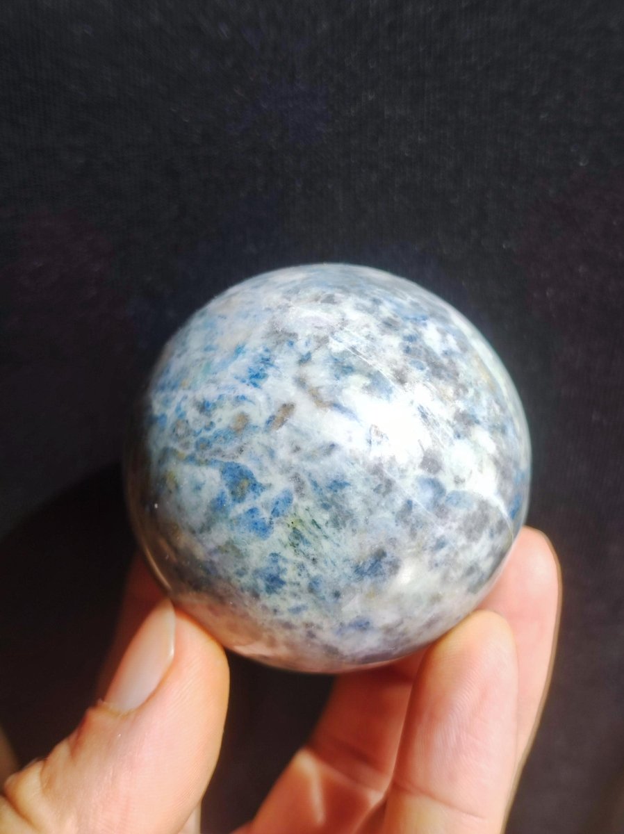 Hackmanit AAA *Rarität Edelstein Kugel Deko Sphere Kristall Haus Wohnen Meditation Heilstein Frau Mann Geschenk Er Sie Energie Kraft Sammler - Art of Nature Berlin