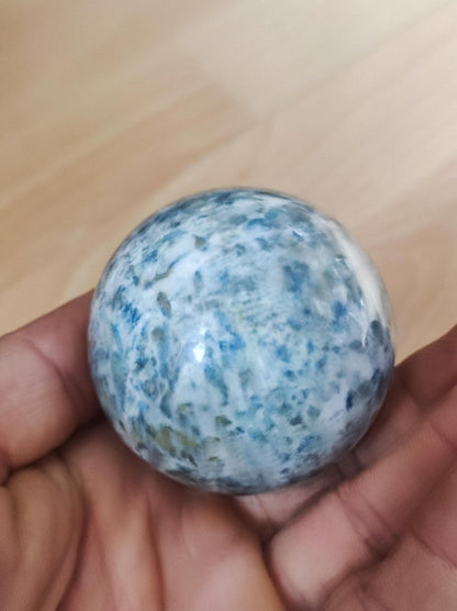 Hackmanit AAA *Rarität Edelstein Kugel Deko Sphere Kristall Haus Wohnen Meditation Heilstein Frau Mann Geschenk Er Sie Energie Kraft Sammler - Art of Nature Berlin