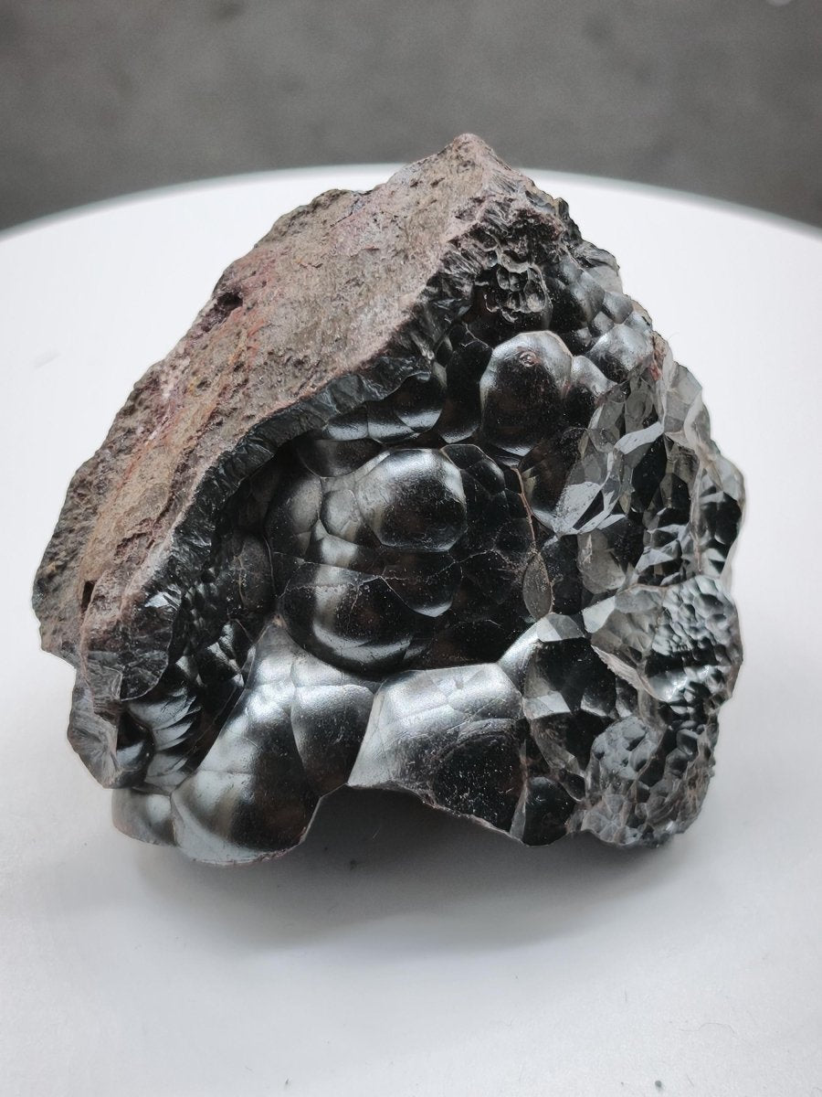 Hämatit Mineralstufe – Metallisch glänzender Glaskopf mit Kristallflächen Natur Unikat Roh Stufe Marokko Dekostück Sammler Mineral Edelstein - Art of Nature Berlin