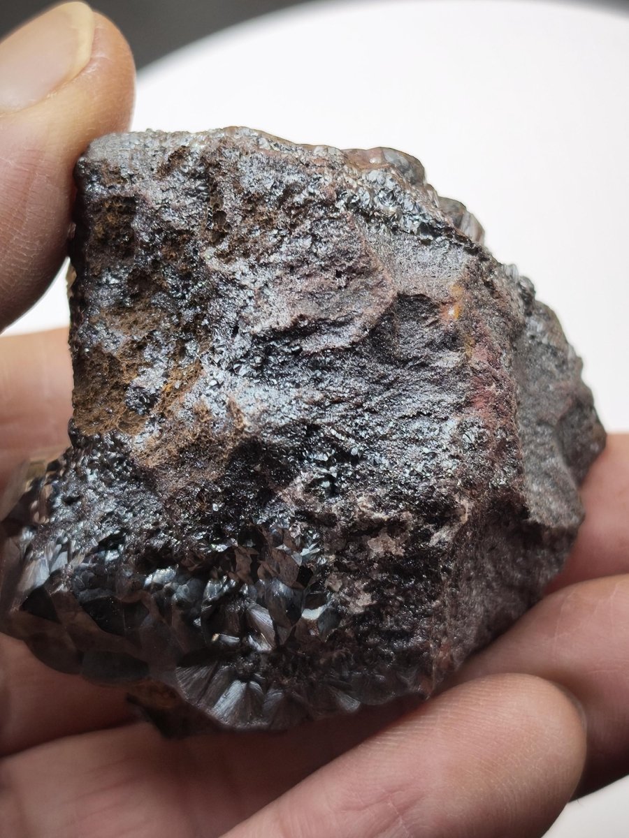 Hämatit Mineralstufe – Metallisch glänzender Glaskopf mit Kristallflächen Natur Unikat Roh Stufe Marokko Dekostück Sammler Mineral Edelstein - Art of Nature Berlin