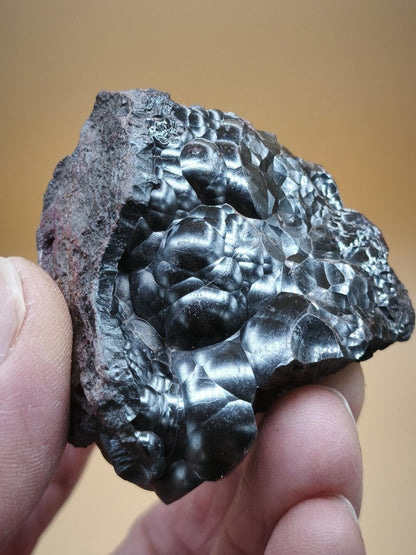 Hämatit Mineralstufe – Metallisch glänzender Glaskopf mit Kristallflächen Natur Unikat Roh Stufe Marokko Dekostück Sammler Mineral Edelstein - Art of Nature Berlin