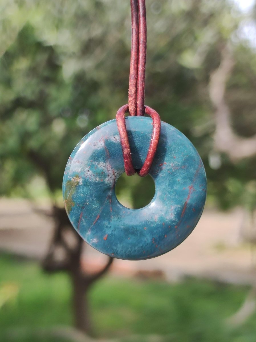 Heliotrop - Donut 30mm Edelstein Kette rund Heilstein Schutzsymbol Mann Frau Kind Glück HIPPIE GOA Boho Tibet Ethno Natur Rarität Geschenk - Art of Nature Berlin