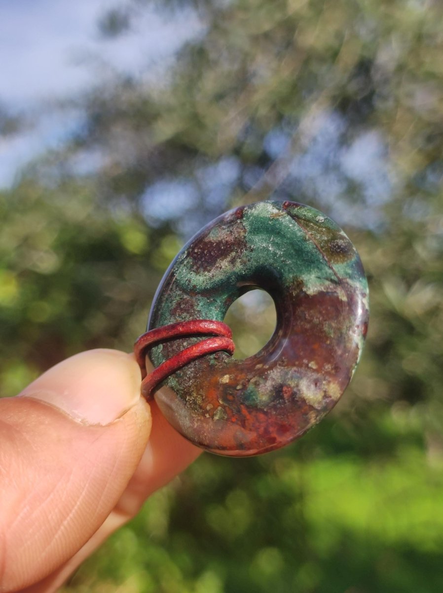 Heliotrop - Donut 30mm Edelstein Kette rund Heilstein Schutzsymbol Mann Frau Kind Glück HIPPIE GOA Boho Tibet Ethno Natur Rarität Geschenk - Art of Nature Berlin