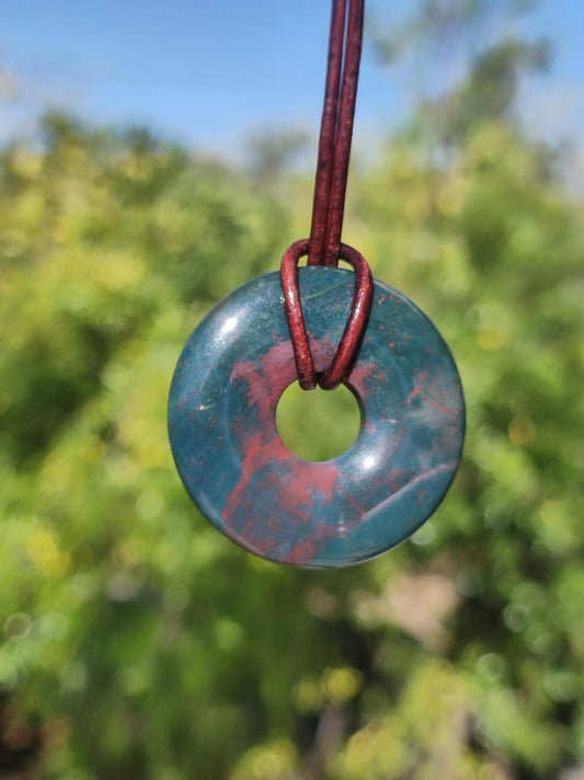 Heliotrop - Donut 30mm Edelstein Kette rund Heilstein Schutzsymbol Mann Frau Kind Glück HIPPIE GOA Boho Tibet Ethno Natur Rarität Geschenk - Art of Nature Berlin