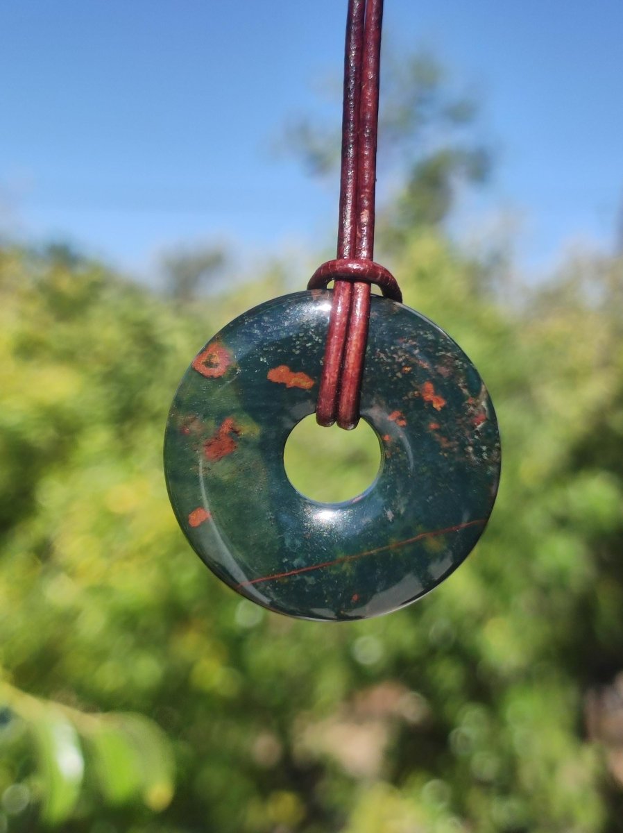 Heliotrop - Donut 30mm Edelstein Kette rund Heilstein Schutzsymbol Mann Frau Kind Glück HIPPIE GOA Boho Tibet Ethno Natur Rarität Geschenk - Art of Nature Berlin