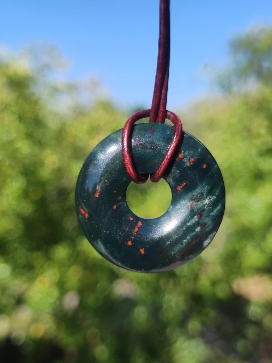 Heliotrop - Donut 30mm Edelstein Kette rund Heilstein Schutzsymbol Mann Frau Kind Glück HIPPIE GOA Boho Tibet Ethno Natur Rarität Geschenk - Art of Nature Berlin