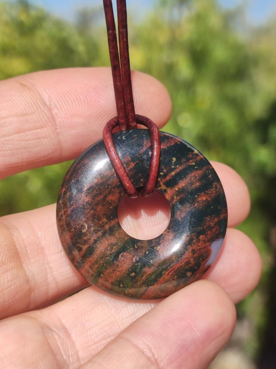 Heliotrop - Donut 30mm Edelstein Kette rund Heilstein Schutzsymbol Mann Frau Kind Glück HIPPIE GOA Boho Tibet Ethno Natur Rarität Geschenk - Art of Nature Berlin