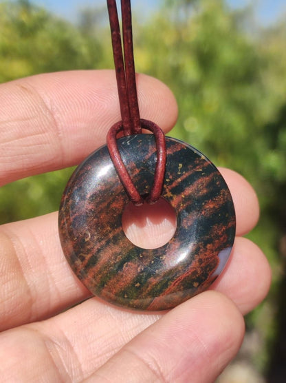 Heliotrop - Donut 30mm Edelstein Kette rund Heilstein Schutzsymbol Mann Frau Kind Glück HIPPIE GOA Boho Tibet Ethno Natur Rarität Geschenk - Art of Nature Berlin