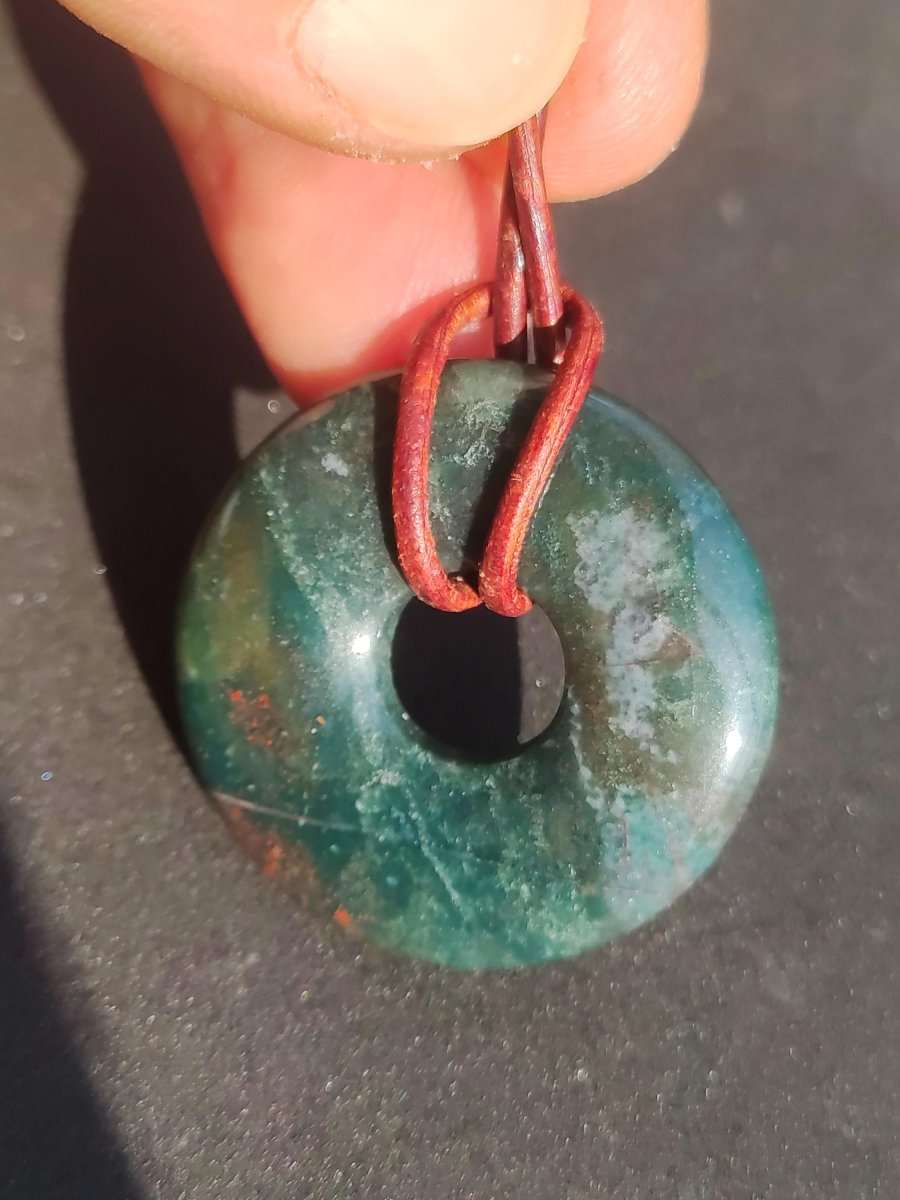 Heliotrop - Donut 30mm Edelstein Kette rund Heilstein Schutzsymbol Mann Frau Kind Glück HIPPIE GOA Boho Tibet Ethno Natur Rarität Geschenk - Art of Nature Berlin