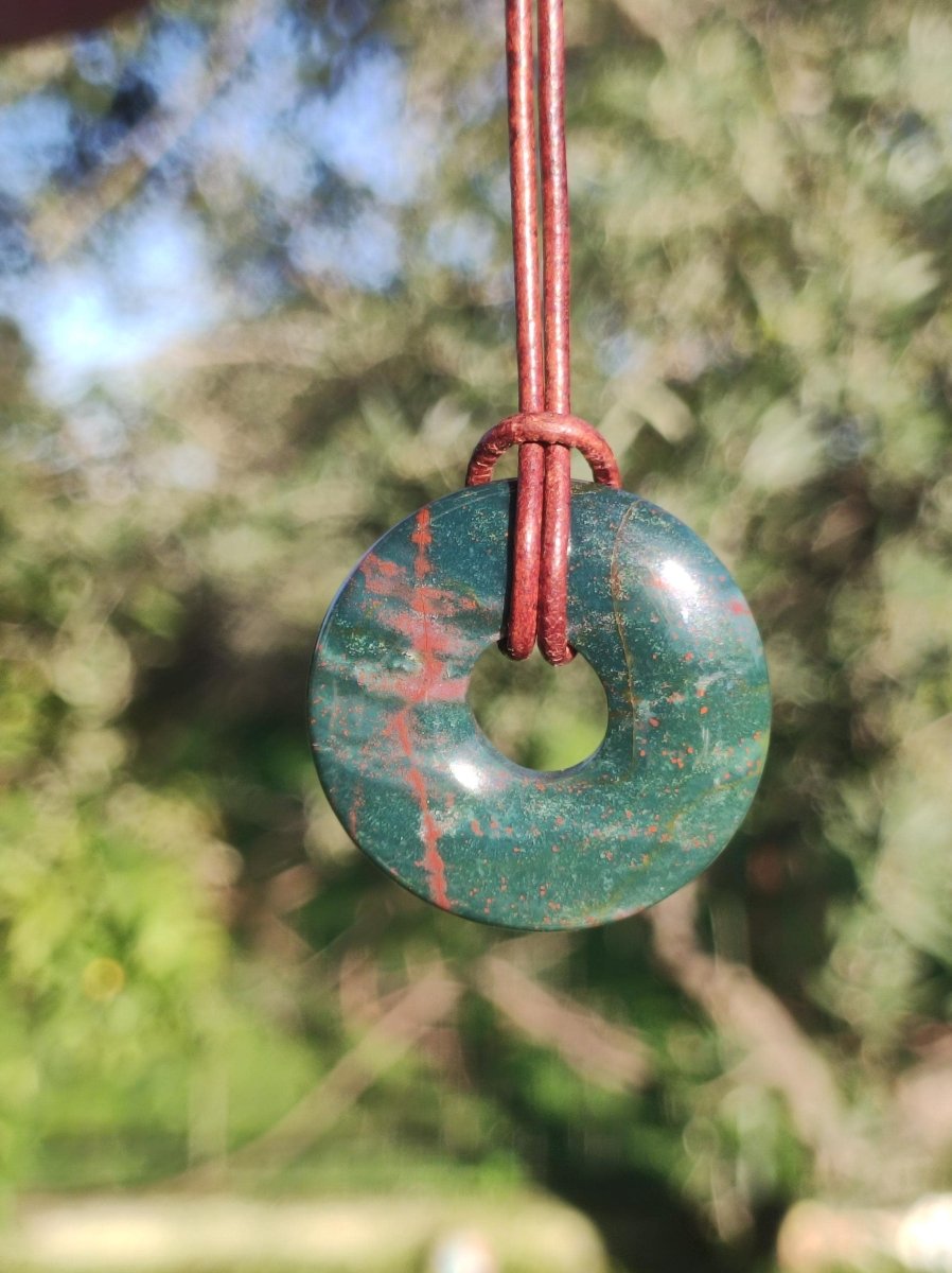 Heliotrop - Donut 30mm Edelstein Kette rund Heilstein Schutzsymbol Mann Frau Kind Glück HIPPIE GOA Boho Tibet Ethno Natur Rarität Geschenk - Art of Nature Berlin