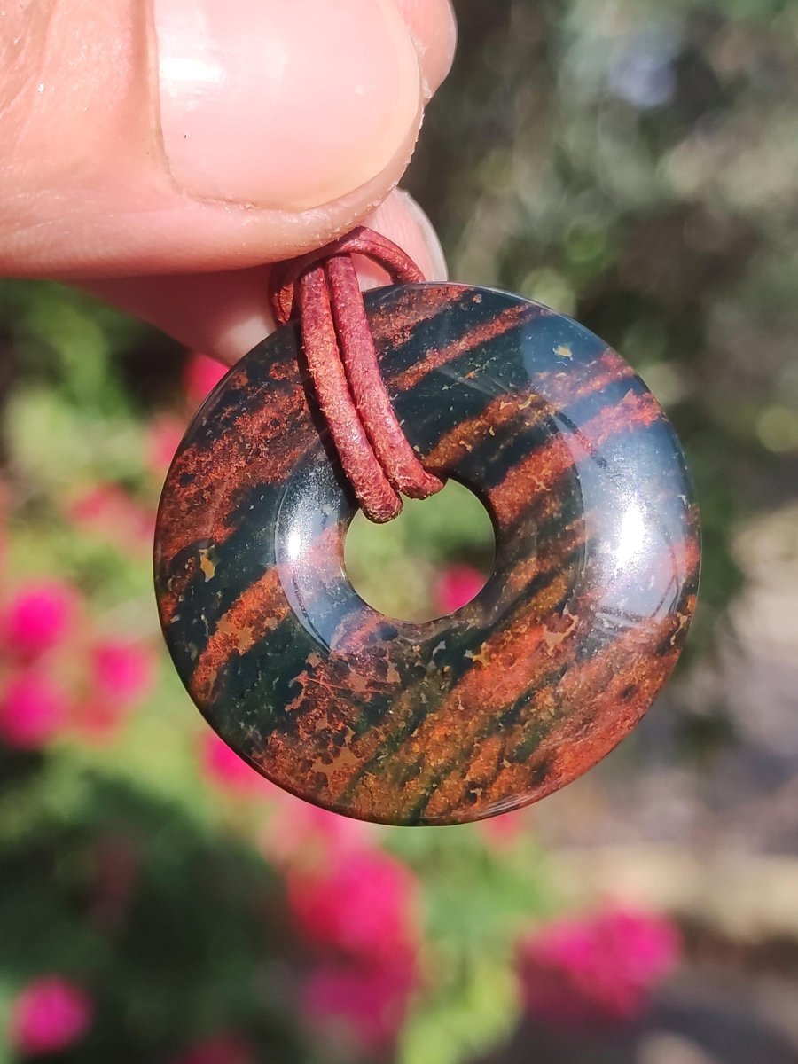 Heliotrop - Donut 30mm Edelstein Kette rund Heilstein Schutzsymbol Mann Frau Kind Glück HIPPIE GOA Boho Tibet Ethno Natur Rarität Geschenk - Art of Nature Berlin