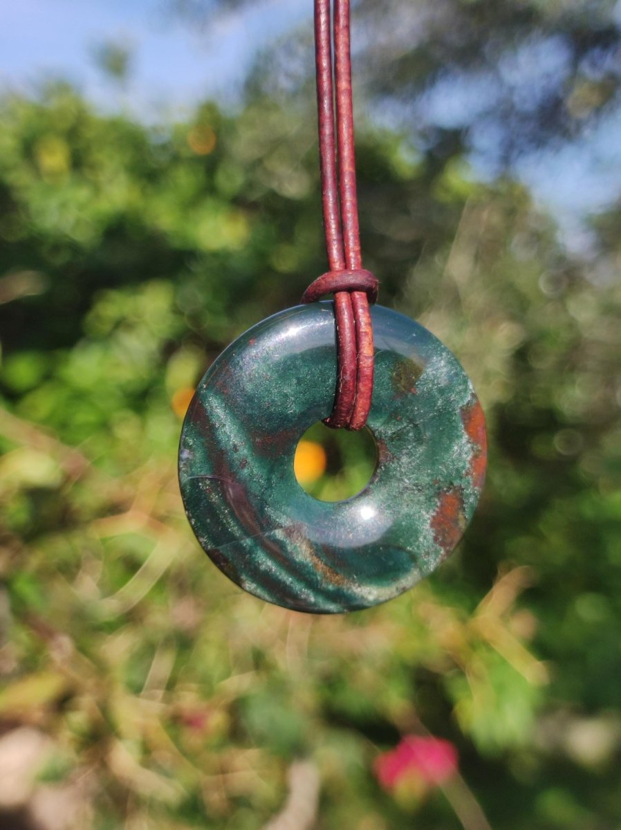 Heliotrop - Donut 30mm Edelstein Kette rund Heilstein Schutzsymbol Mann Frau Kind Glück HIPPIE GOA Boho Tibet Ethno Natur Rarität Geschenk - Art of Nature Berlin