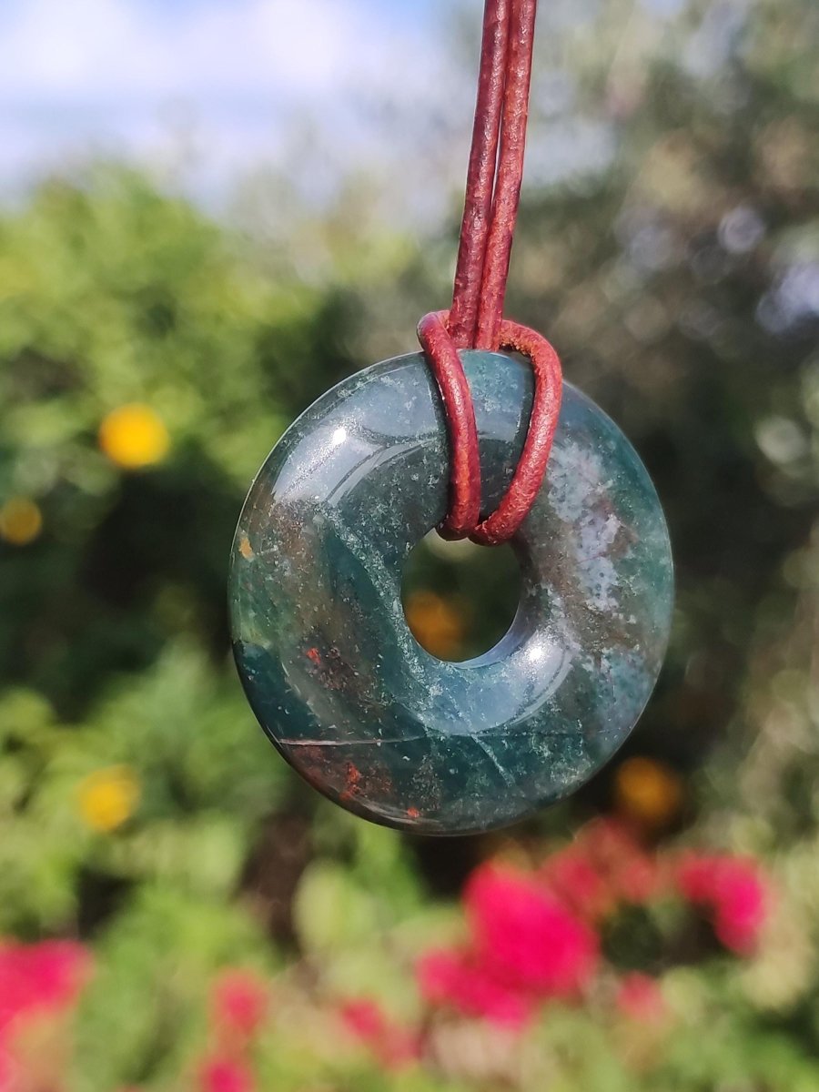 Heliotrop - Donut 30mm Edelstein Kette rund Heilstein Schutzsymbol Mann Frau Kind Glück HIPPIE GOA Boho Tibet Ethno Natur Rarität Geschenk - Art of Nature Berlin