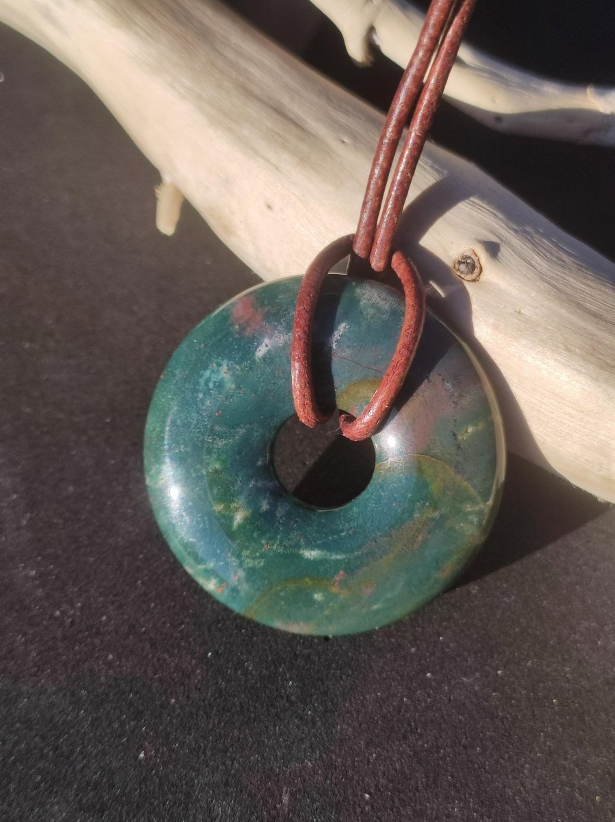 Heliotrop - Donut 30mm Edelstein Kette rund Heilstein Schutzsymbol Mann Frau Kind Glück HIPPIE GOA Boho Tibet Ethno Natur Rarität Geschenk - Art of Nature Berlin