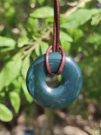 Heliotrop - Donut 30mm Edelstein Kette rund Heilstein Schutzsymbol Mann Frau Kind Glück HIPPIE GOA Boho Tibet Ethno Natur Rarität Geschenk - Art of Nature Berlin