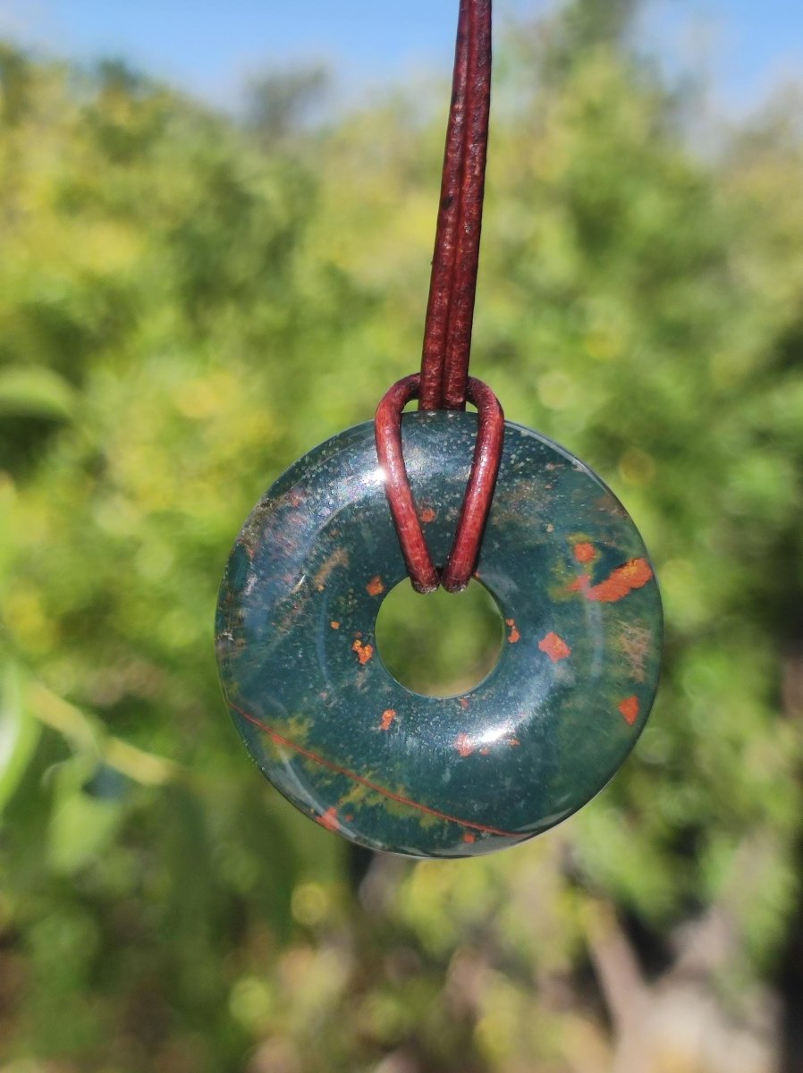 Heliotrop - Donut 30mm Edelstein Kette rund Heilstein Schutzsymbol Mann Frau Kind Glück HIPPIE GOA Boho Tibet Ethno Natur Rarität Geschenk - Art of Nature Berlin