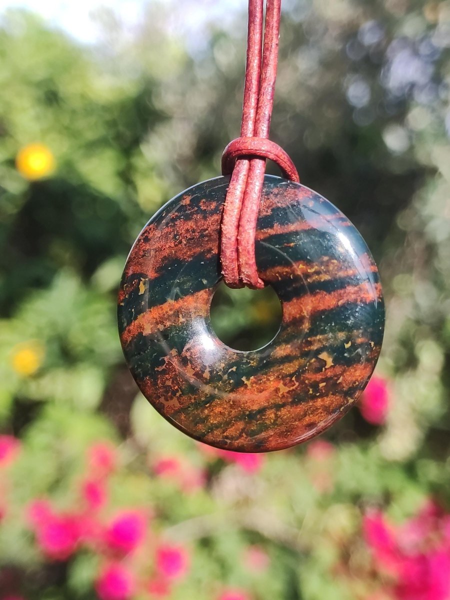 Heliotrop - Donut 30mm Edelstein Kette rund Heilstein Schutzsymbol Mann Frau Kind Glück HIPPIE GOA Boho Tibet Ethno Natur Rarität Geschenk - Art of Nature Berlin