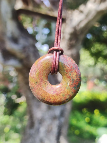 Heliotrop - Donut 30mm Edelstein Kette rund Heilstein Schutzsymbol Mann Frau Kind Glück HIPPIE GOA Boho Tibet Ethno Natur Rarität Geschenk - Art of Nature Berlin