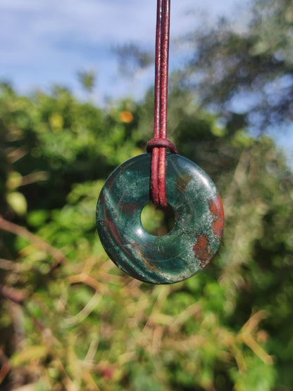 Heliotrop - Donut 30mm Edelstein Kette rund Heilstein Schutzsymbol Mann Frau Kind Glück HIPPIE GOA Boho Tibet Ethno Natur Rarität Geschenk - Art of Nature Berlin