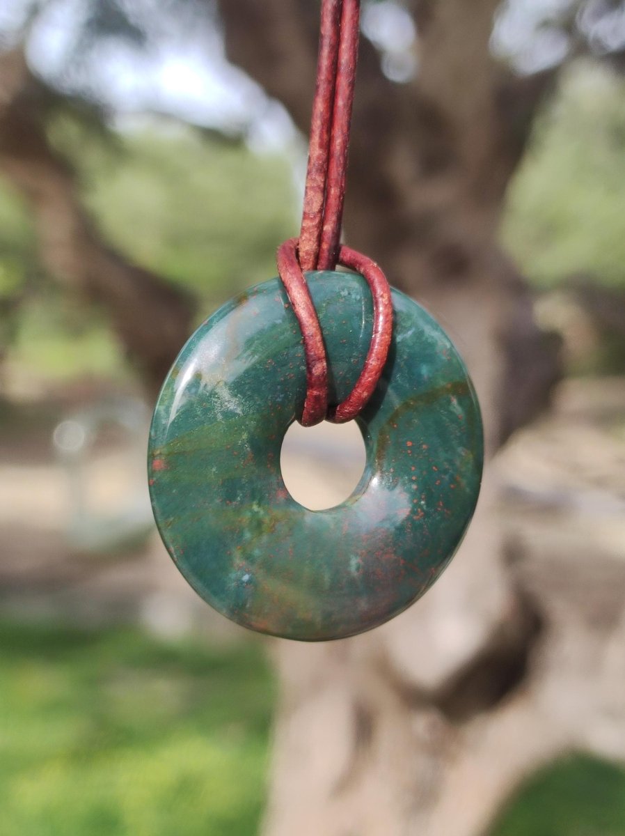 Heliotrop - Donut 30mm Edelstein Kette rund Heilstein Schutzsymbol Mann Frau Kind Glück HIPPIE GOA Boho Tibet Ethno Natur Rarität Geschenk - Art of Nature Berlin