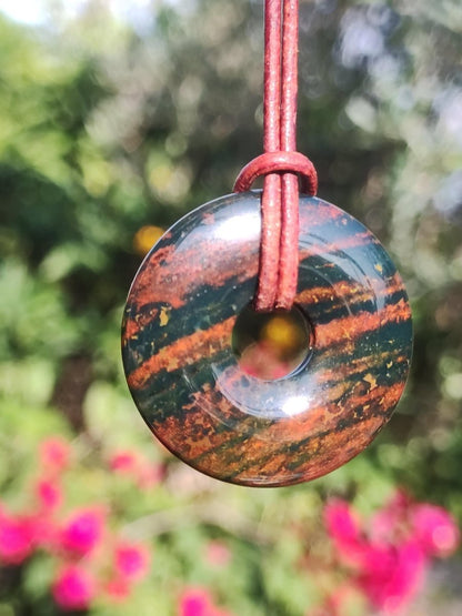 Heliotrop - Donut 30mm Edelstein Kette rund Heilstein Schutzsymbol Mann Frau Kind Glück HIPPIE GOA Boho Tibet Ethno Natur Rarität Geschenk - Art of Nature Berlin