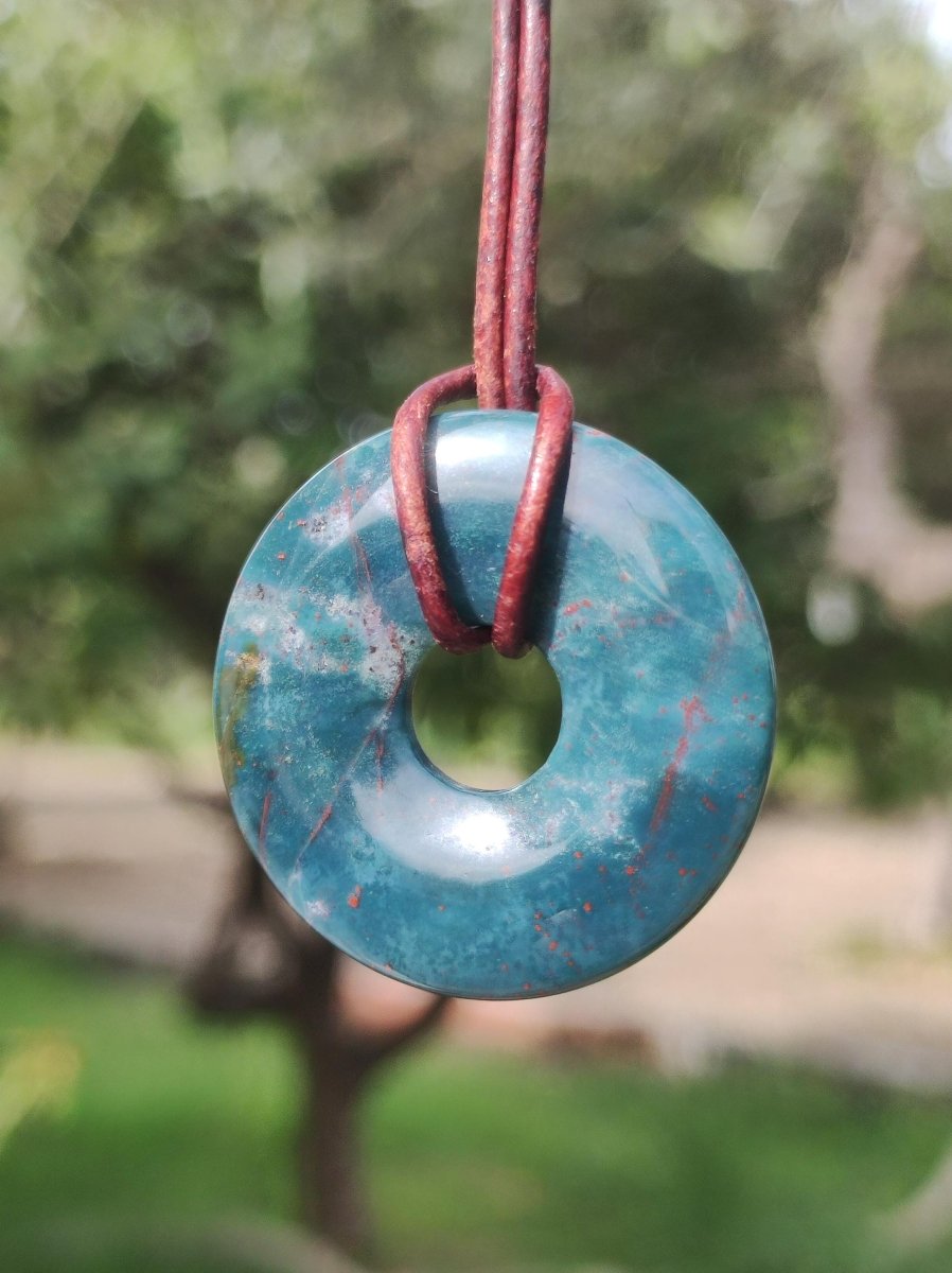 Heliotrop - Donut 30mm Edelstein Kette rund Heilstein Schutzsymbol Mann Frau Kind Glück HIPPIE GOA Boho Tibet Ethno Natur Rarität Geschenk - Art of Nature Berlin